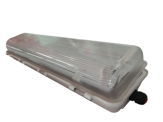 Lampada a prova di esplosione per uso industriale IP66 Luminaria LED lineare Lampada a prova di fiamma WF2 per aree pericolose 100lm/w