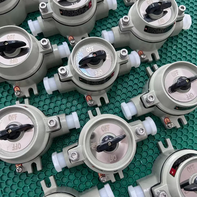 50/60HZ Voltage Explosion Proof Switch con alluminio di grado marino e 9mm-13mm Cable Spec
