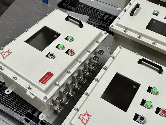 Pannello di distribuzione dell'energia a prova di esplosione   220V/380V, pannello di avvio della pompa, IP65, certificato ATEX/IECEx