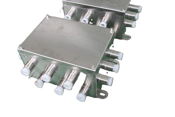 IP66 Explosion Proof LED High Bay Lights Featuring 160lmw Efficiency Bracket Mount Suitable for Warehouses and Hazardous Areas