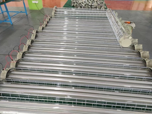 Alta resistenza alla corrosione 100lm/w a prova di esplosione Led 8KG Linear Light Tube Light per la zona 1 2 zona 21 22