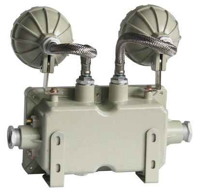 Luce di emergenza a LED antideflagrante impermeabile IP66 Ricaricabile Batteria NiCd Alloggiamento grigio chiaro