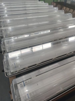 Luce lineare a prova di esplosione con ATEX IECEx WF2 IP66 100lm/w PER ZONE 1,2 e 21,22