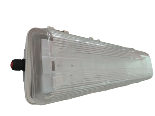 Lampada a prova di esplosione per uso industriale IP66 Luminaria LED lineare Lampada a prova di fiamma WF2 per aree pericolose 100lm/w