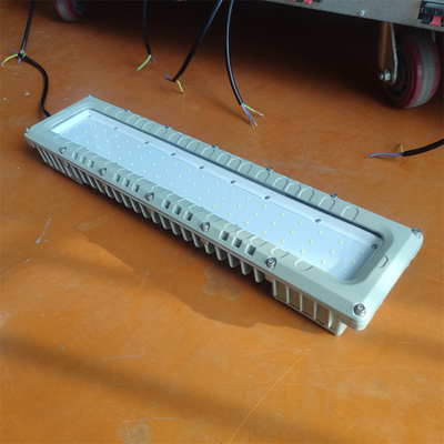 Luce lineare a prova di spinta ATEX IEC IP66 WF2 con illuminazione marina LED in alluminio industriale