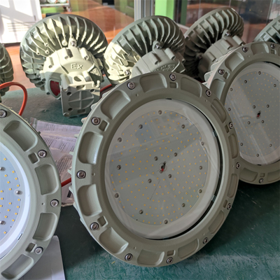 IECEx Lampada a LED a prova di esplosione a prova di fiamma In lega di alluminio WF2 IP66 per zona pericolosa 1 200watt