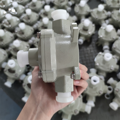 ATEX Aree pericolose IP66 Incrocio a prova di esplosione Box Entry Personalizzabile