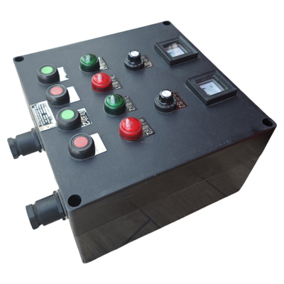 Stazione di controllo a prova di esplosione 220V ATEX omologata GRP Anti-corruzione IP66 WF2 Montaggio verticale sospeso per l'ambiente pericoloso Zona1 Zona2