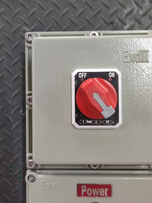Lisolatore a prova di esplosione ATEX Box IP66 Anticorrosione Aluminio di qualità aerospaziale Per il montaggio a parete Ex D E Per il gas marino Ambiente petrolchimico
