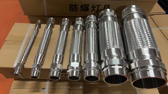 ATEX/IECEx Ex d Conduito flessibile a prova di esplosione ¢ 1⁄2" di acciaio inossidabile rivestito in PVC, IP66 per le zone 1/2 e 21/22