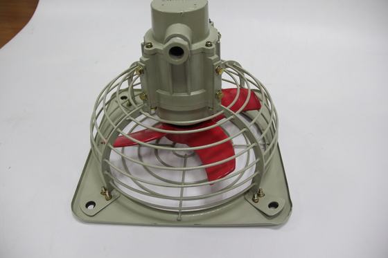 Ventilatore di scarico a prova di esplosione ATEX. Ventilazione efficiente a gas per zone pericolose.