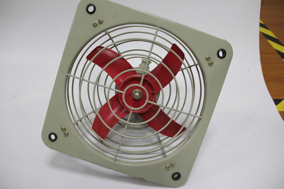 Ventilatore di scarico a prova di esplosione ATEX. Ventilazione efficiente a gas per zone pericolose.