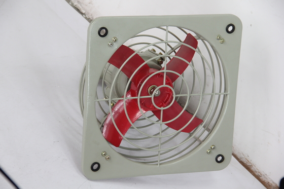 Ventilatore di scarico a prova di esplosione ATEX. Ventilazione efficiente a gas per zone pericolose.