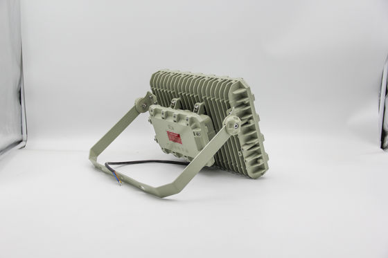 Lampade a LED a prova di fiamma, risparmio energetico, IP66 per impianti chimici e piattaforme offshore