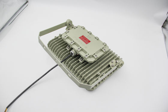 Proiettore LED antideflagrante | Antifiamma, impermeabile, a risparmio energetico – Per ambienti pericolosi