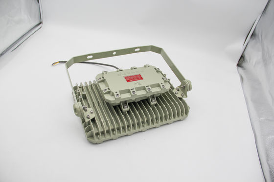 Lampade a LED a prova di fiamma, risparmio energetico, IP66 per impianti chimici e piattaforme offshore