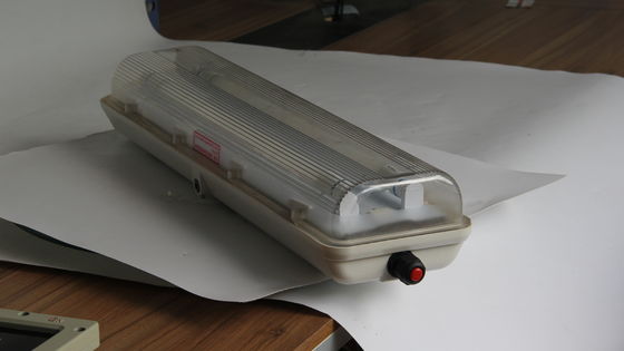 ATEX GRP Material Explosion Proof LED Tube Light IP66 Luce fluorescente lineare con funzione di emergenza