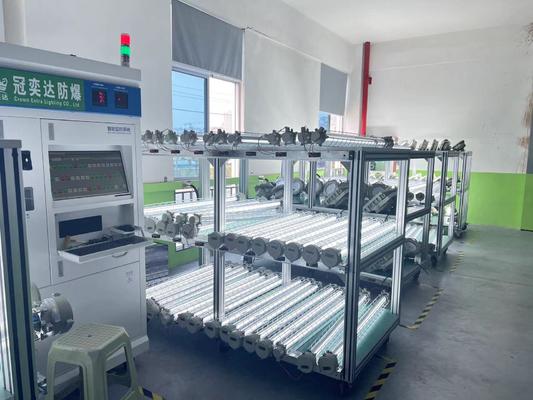 Luce a prova di esplosione a LED a doppio tubo certificata Atex 2*16W 2*18W Single Tube Double/Tube Linear Led Explosion Proof Light for Oil & Gas