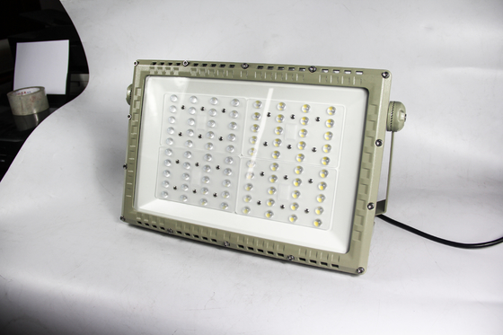 Luce stradale a LED a prova di esplosione 250W. ATEX CNEX certificato per zone 1 zone 2 applicazioni pericolose.
