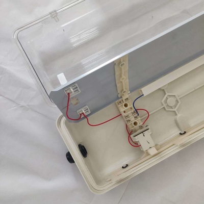 Lampada lineare antideflagrante serie BYS con tripla certificazione – Apparecchio LED per aree pericolose approvato ATEX/IECEx/CNEX, grado di protezione IP66, 5 anni di garanzia, potenza e dimensioni personalizzabili