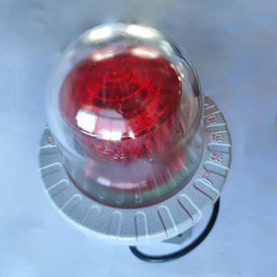 L'aeroporto è dotato di una luce LED a prova di esplosione.