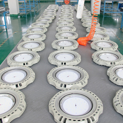 L'illuminazione industriale per magazzini a prova di esplosione a LED 135lm/w 100W 150W 200W
