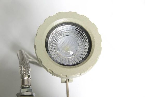 Luce di emergenza antideflagrante e a prova di fiamma per applicazioni navali e offshore